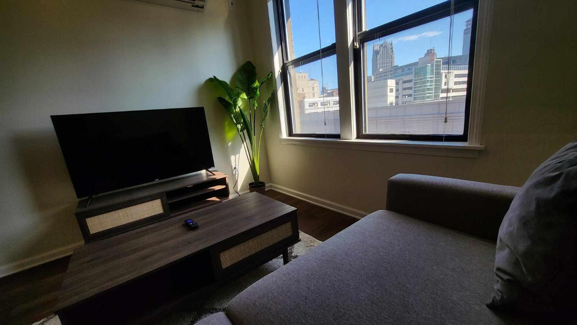 Heart Of Detroit Gem! 2Br Apt Exterior photo